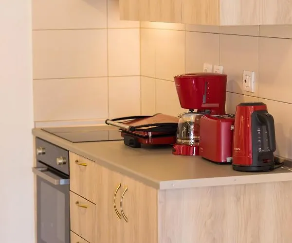 Rhodes Center * Rhodes City